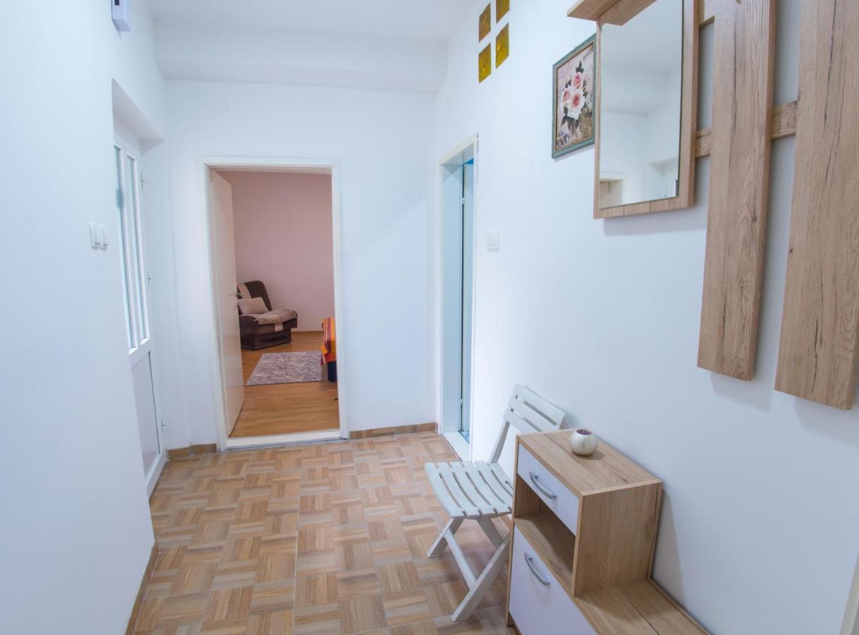 شقة Cozy Corner Near Old Town موستار المظهر الخارجي الصورة