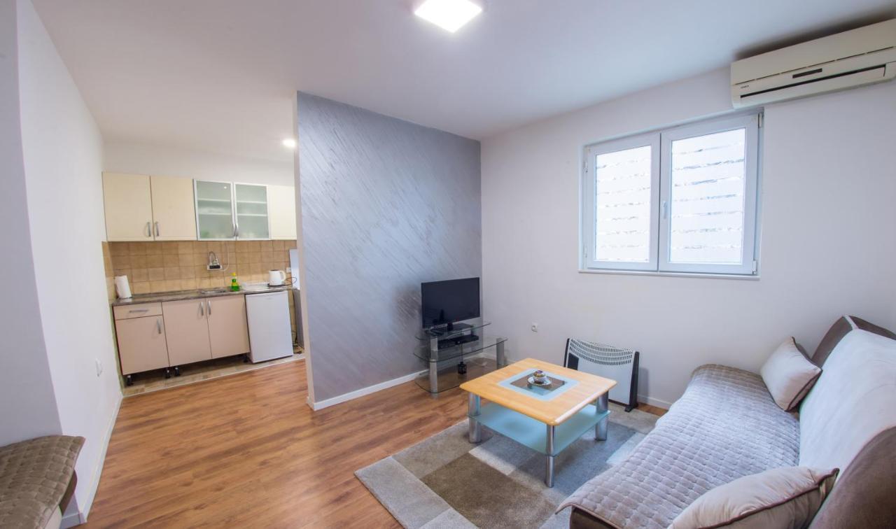 شقة Cozy Corner Near Old Town موستار المظهر الخارجي الصورة